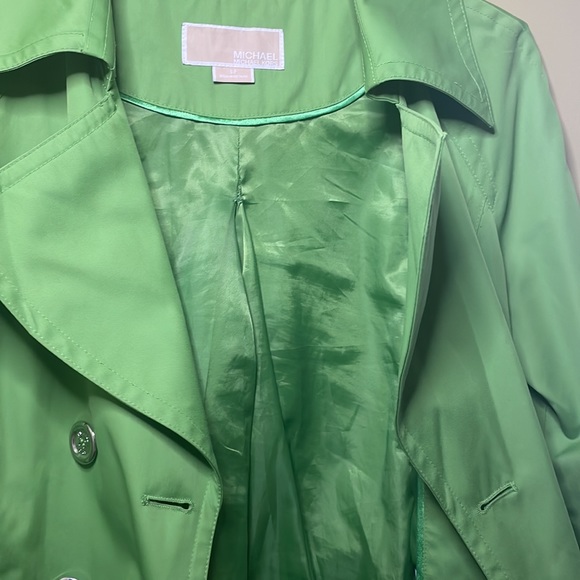 MICHAEL KORS LIGHT TRENCH COAT - Picture 15 of 16